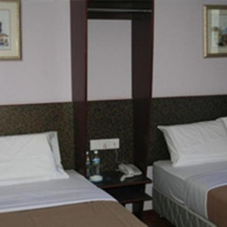 Aristo Hotel @ Putatan Kota Kinabalu Ngoại thất bức ảnh