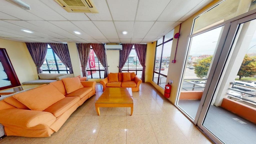 Aristo Hotel @ Putatan Kota Kinabalu Ngoại thất bức ảnh