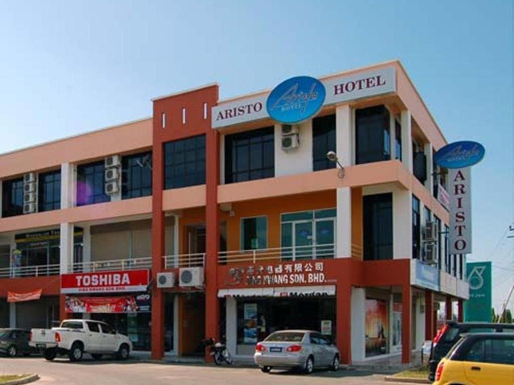 Aristo Hotel @ Putatan Kota Kinabalu Ngoại thất bức ảnh