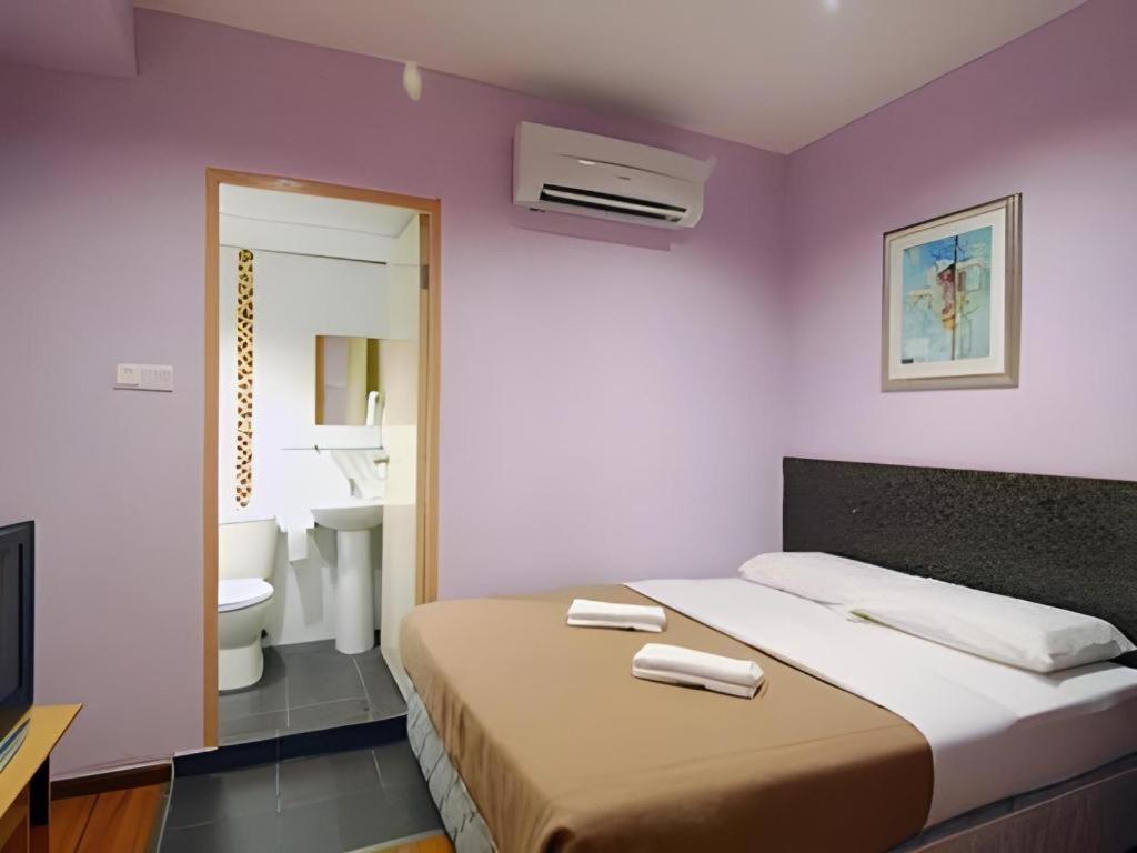 Aristo Hotel @ Putatan Kota Kinabalu Ngoại thất bức ảnh