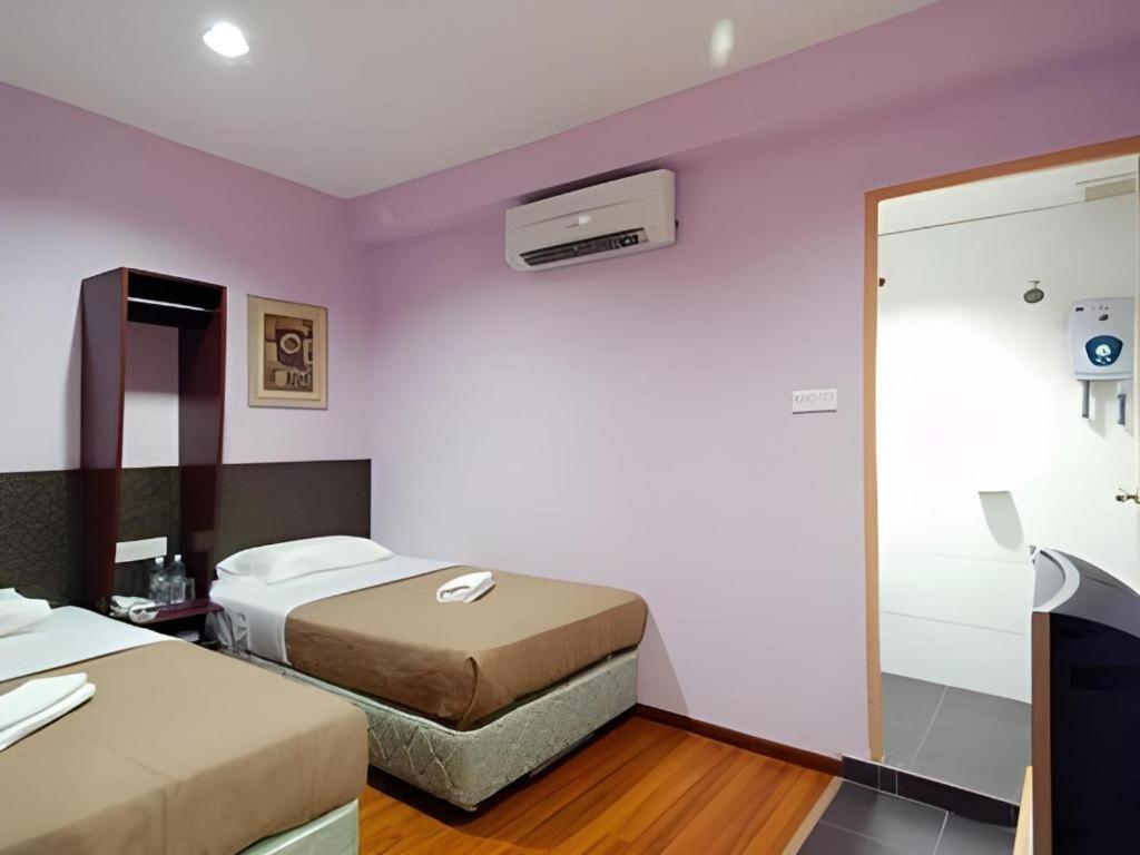 Aristo Hotel @ Putatan Kota Kinabalu Ngoại thất bức ảnh