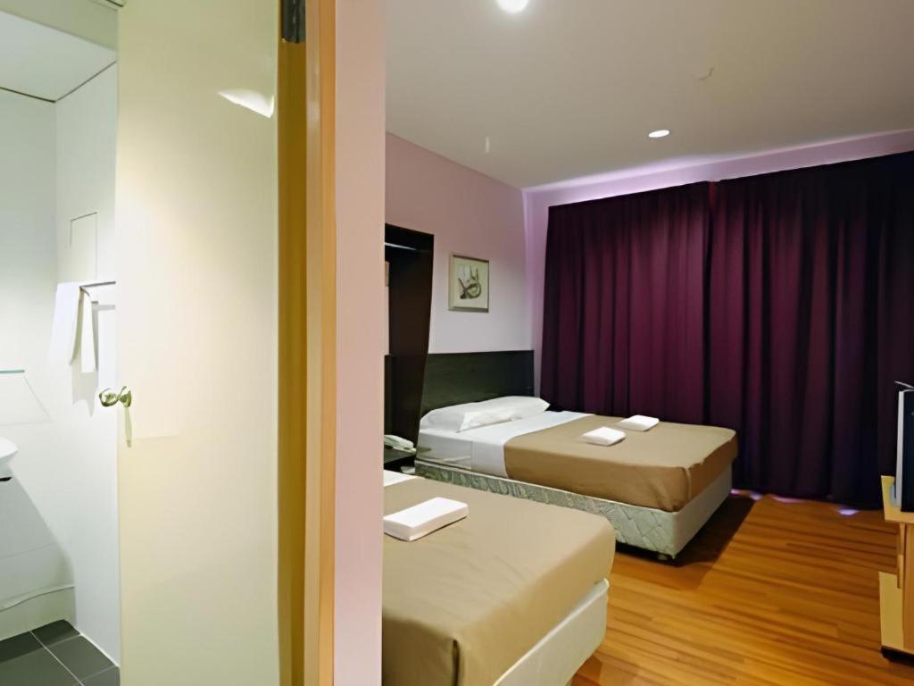 Aristo Hotel @ Putatan Kota Kinabalu Ngoại thất bức ảnh