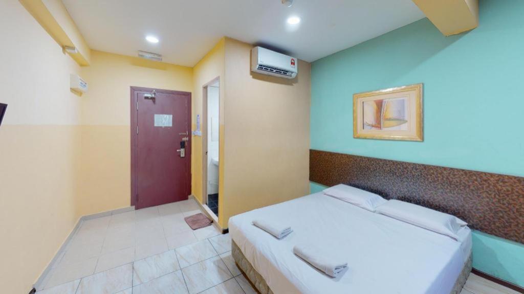 Aristo Hotel @ Putatan Kota Kinabalu Ngoại thất bức ảnh