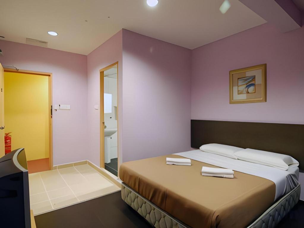 Aristo Hotel @ Putatan Kota Kinabalu Ngoại thất bức ảnh