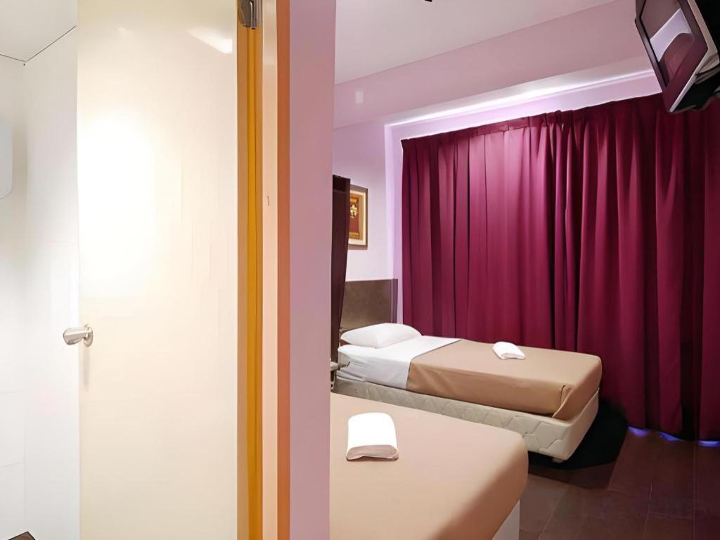 Aristo Hotel @ Putatan Kota Kinabalu Ngoại thất bức ảnh