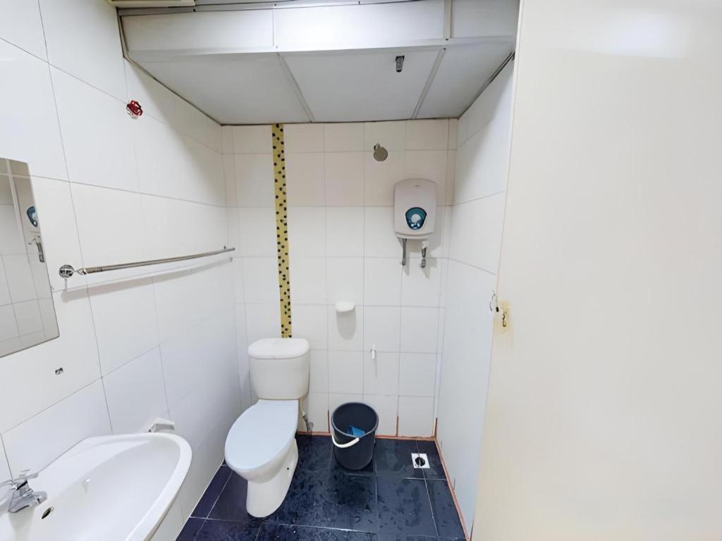 Aristo Hotel @ Putatan Kota Kinabalu Ngoại thất bức ảnh
